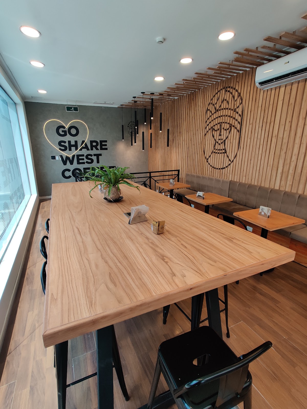 WEST COFFEE in Asunción
