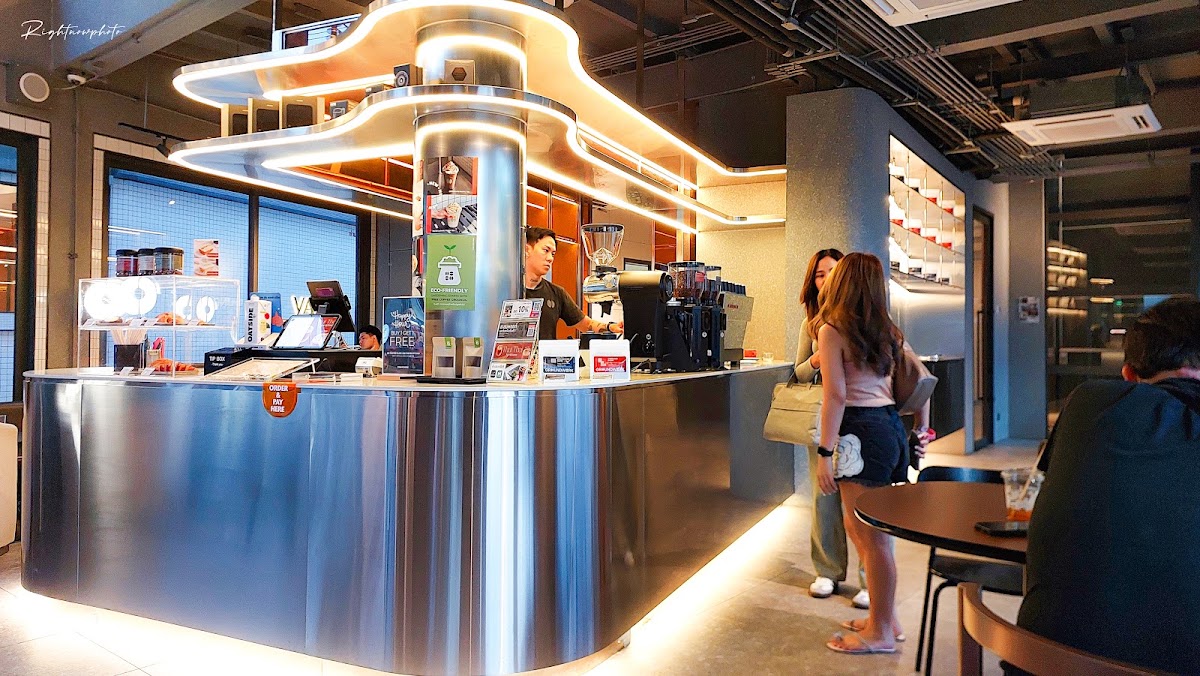 Groundwork Specialty Coffee & Workplace in Bangkok