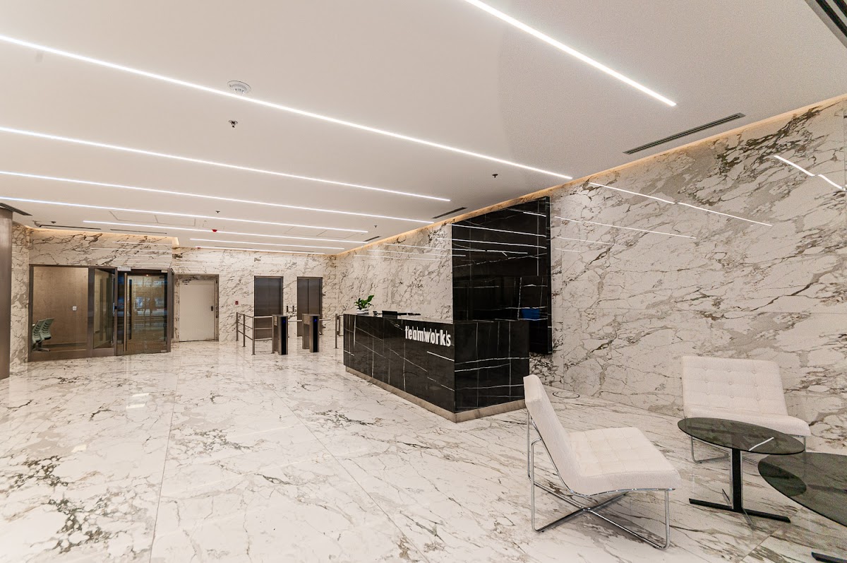 Teamworks Coworking y Oficinas Suipacha