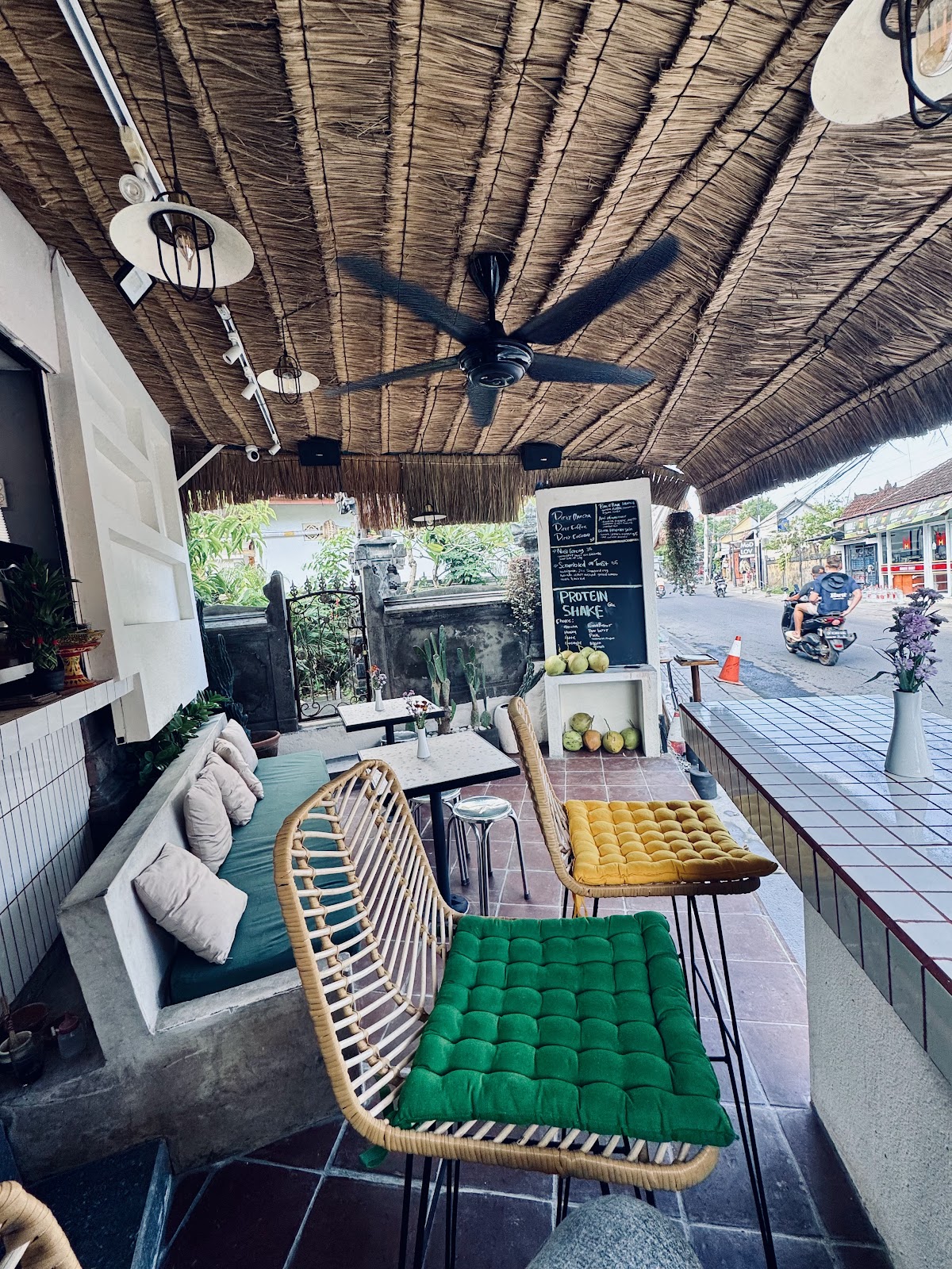 Canggu BIM coffee & brunch in Canggu