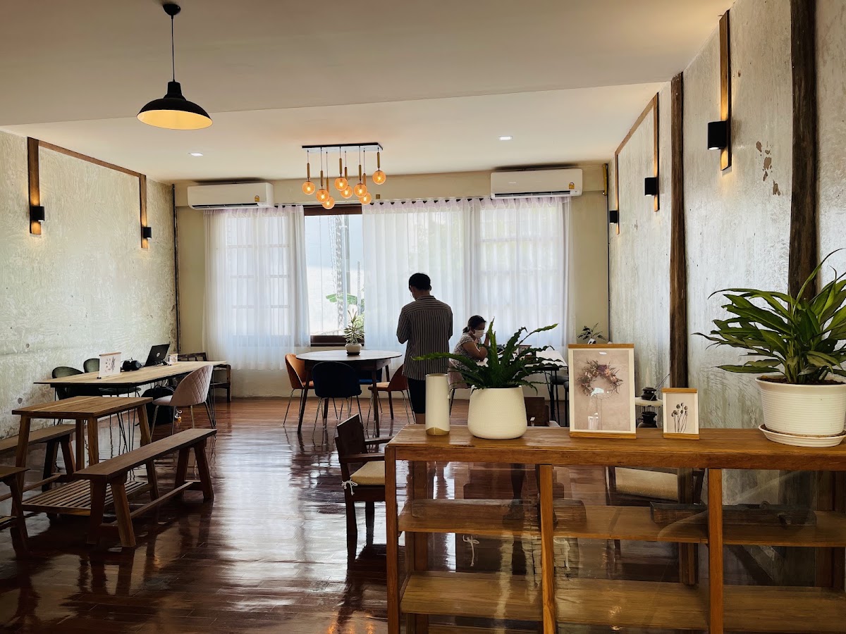 The Story 106 Co-Working Space &Cafe