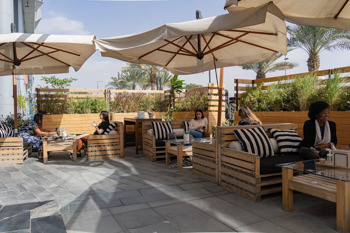 One Life Kitchen and Café (d3) in Dubai