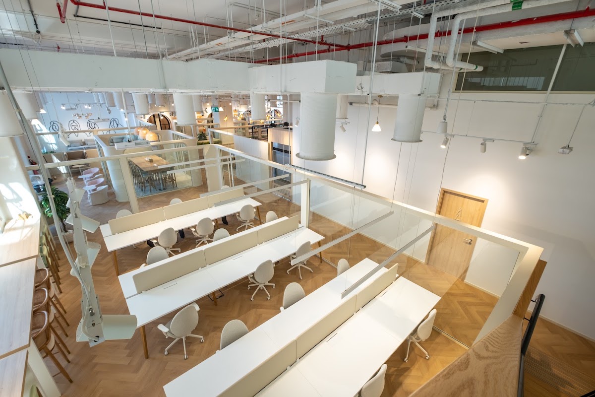 The Bureau Business Center - Gold & Diamond Park