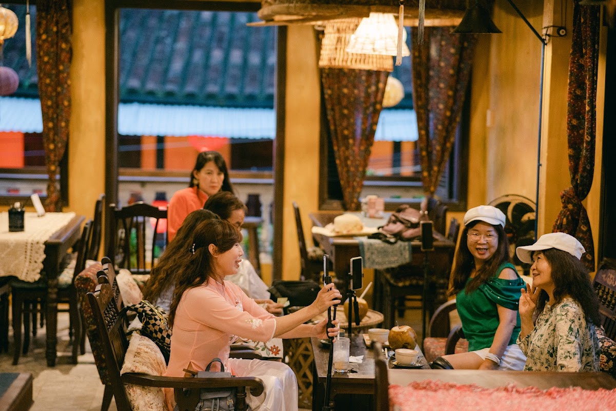 Mê Hội An Rooftop Coffee & Kitchen in Hoi An