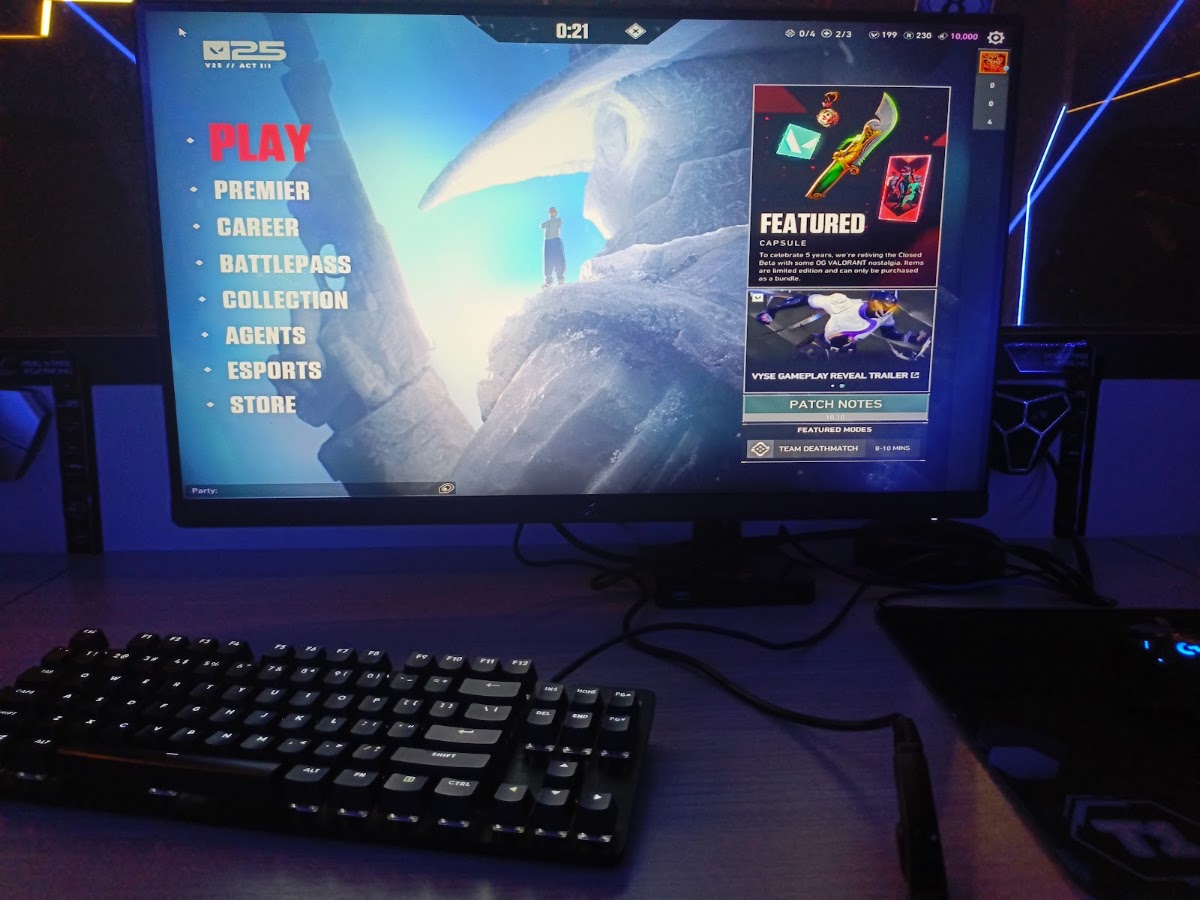 T1 Internet cyber Cafe