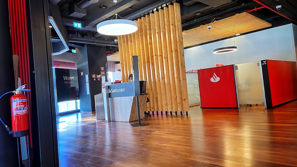 Work Café Santander in Lisbon