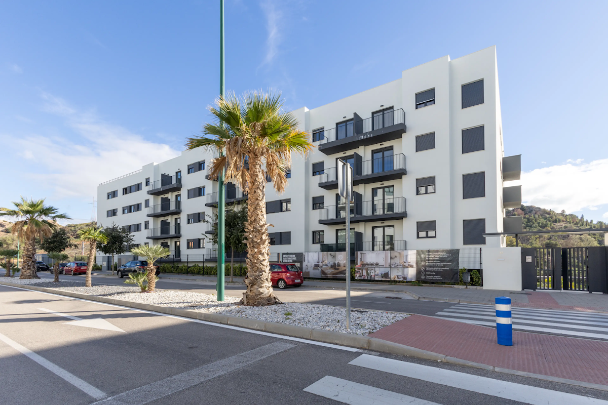 Be Casa Essential Málaga Monte in Málaga
