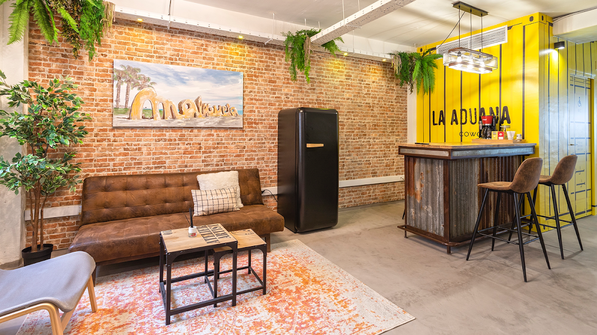 LA ADUANA COWORKING