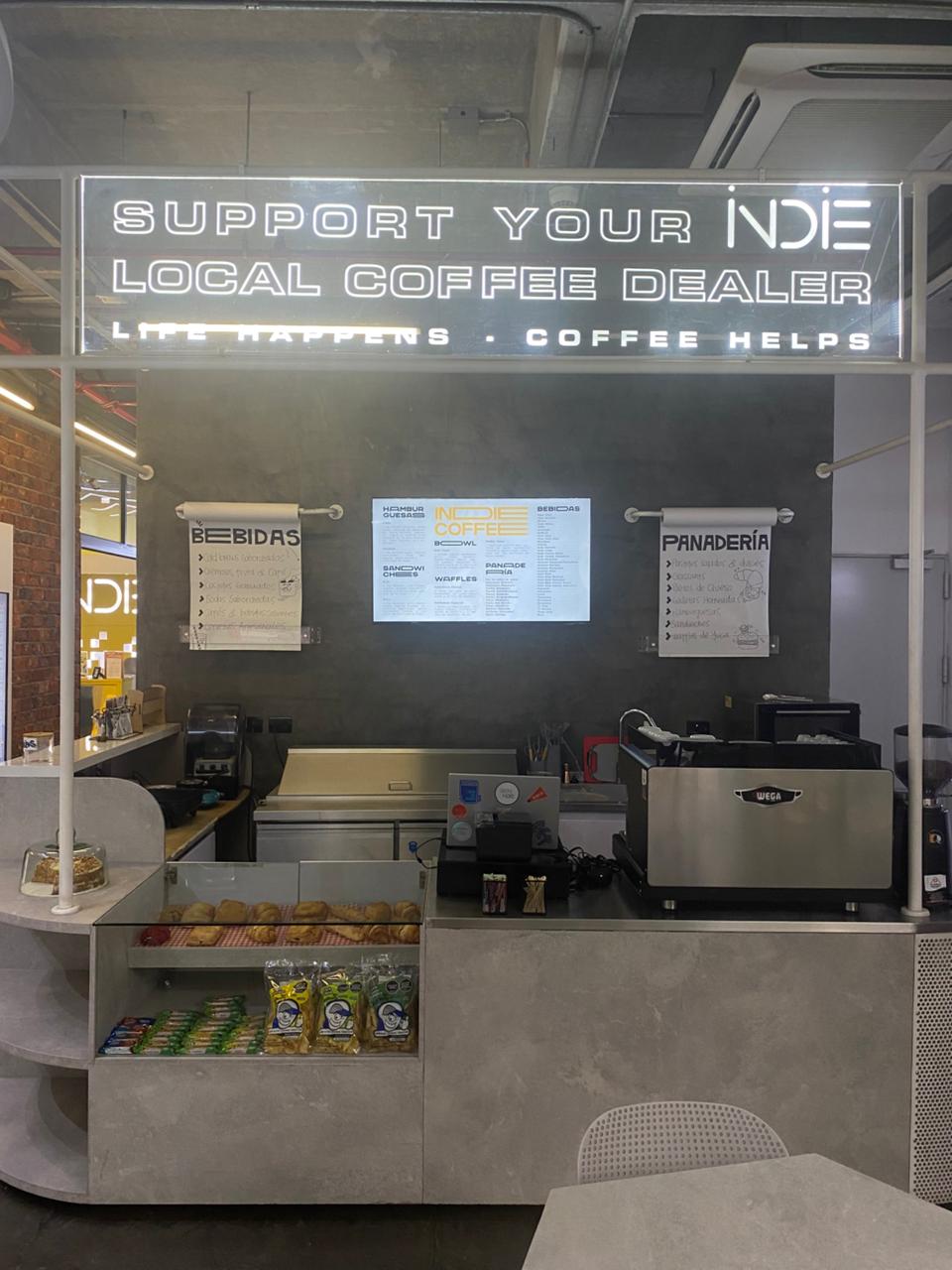 Café Canelo Express Indie-Universe