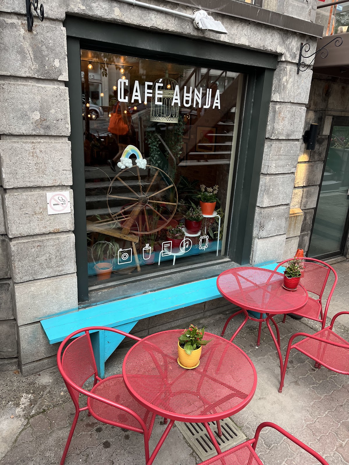 Cafe Aunja