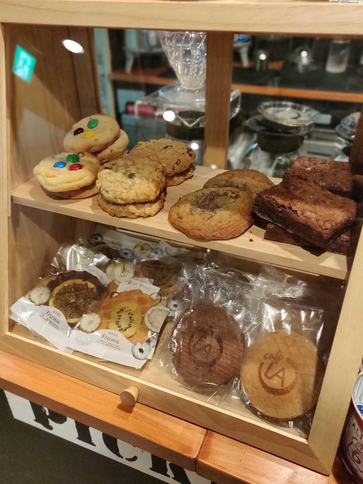 Cafe LA in Osaka