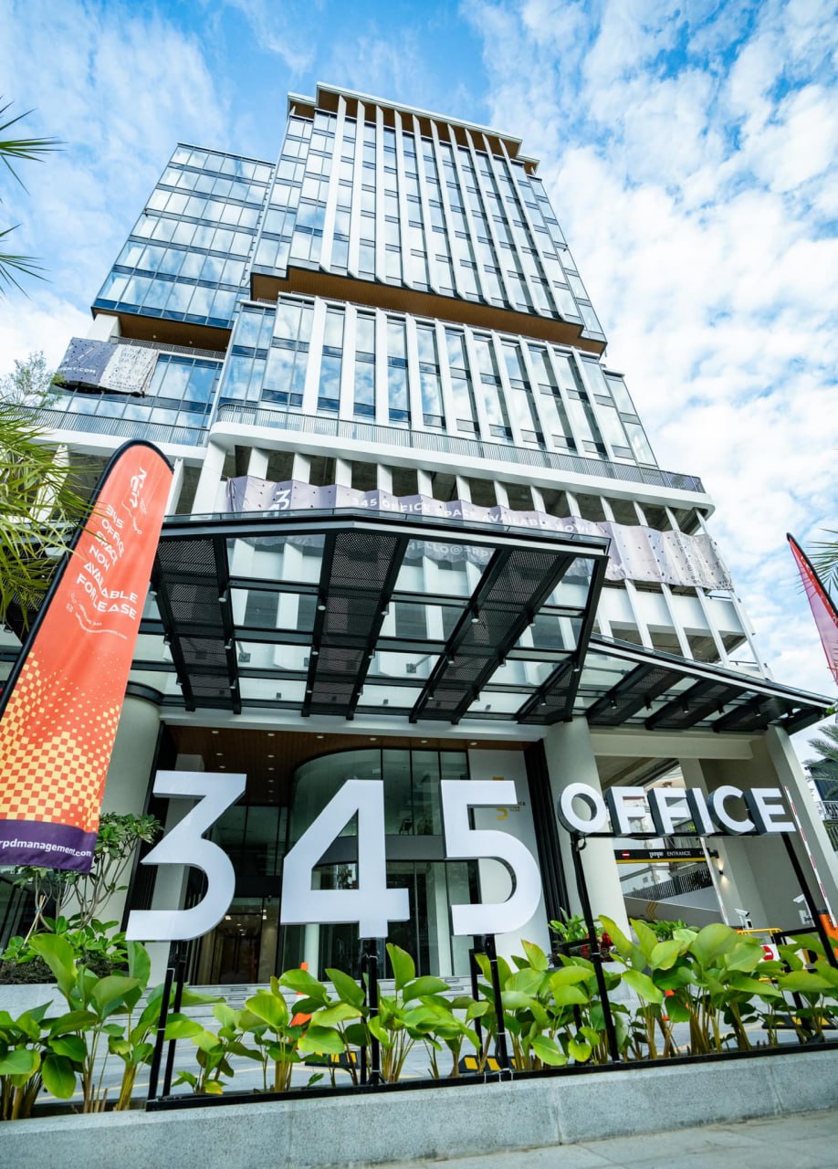 345 Office Space