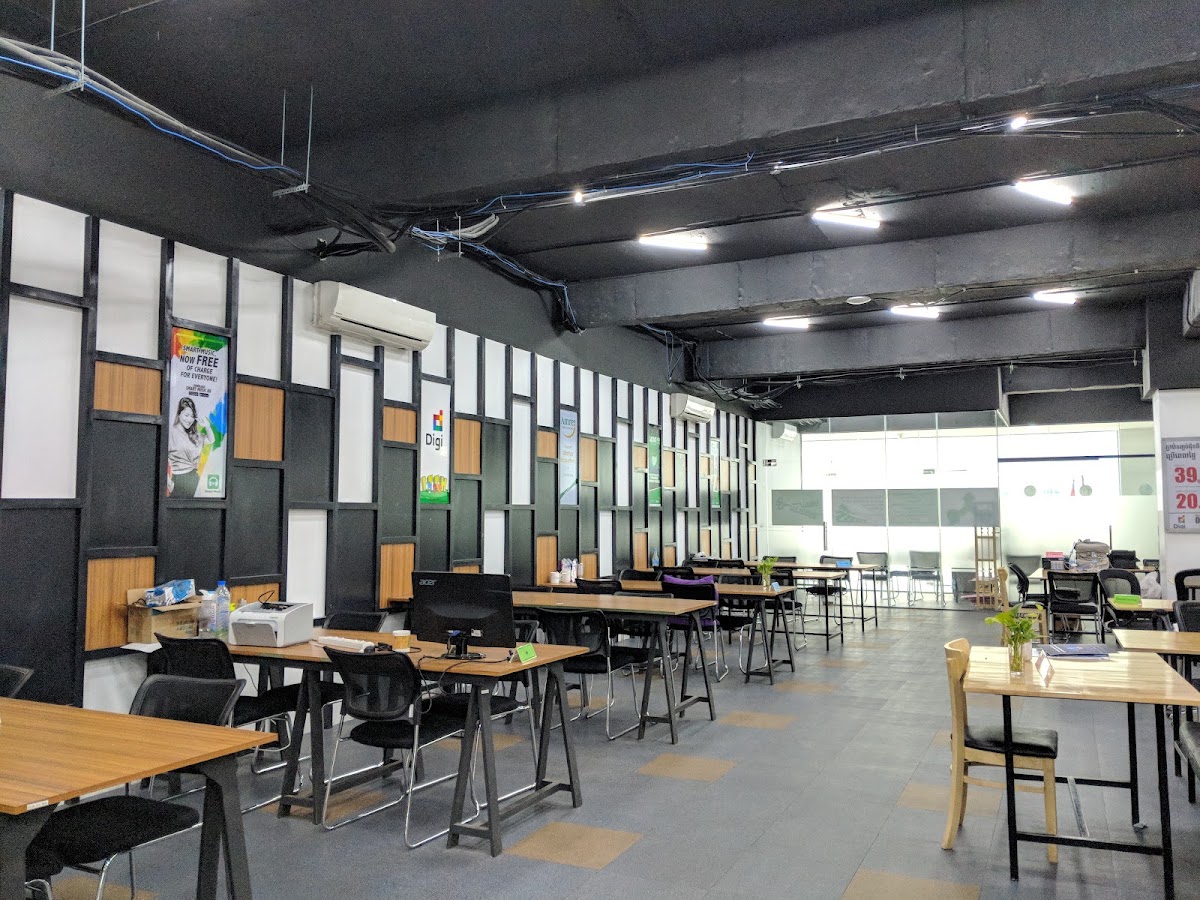 Emerald HUB