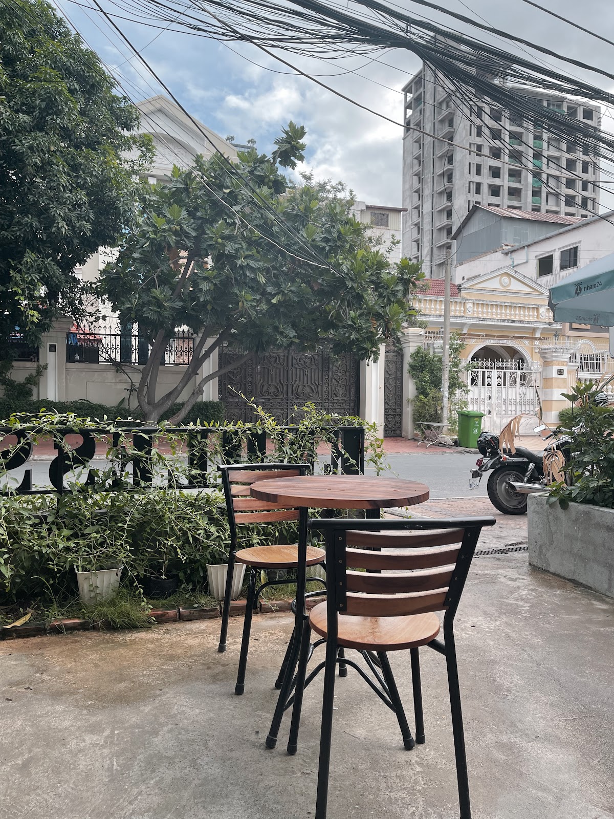 Endless Cafe in Phnom Penh