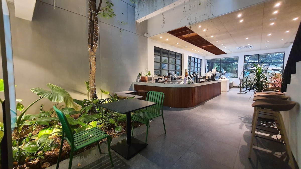Ion Coffee Shop