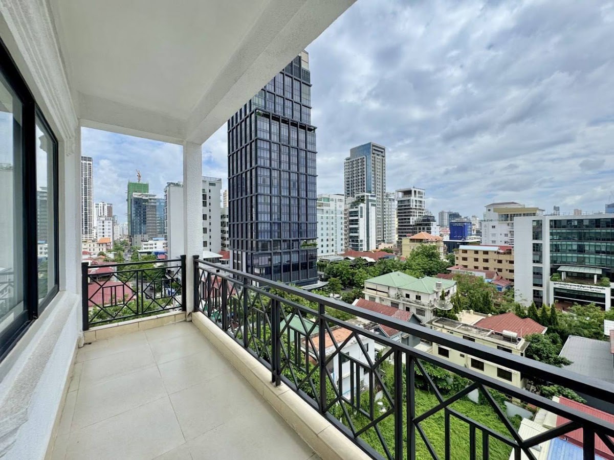 WH 302 Residence