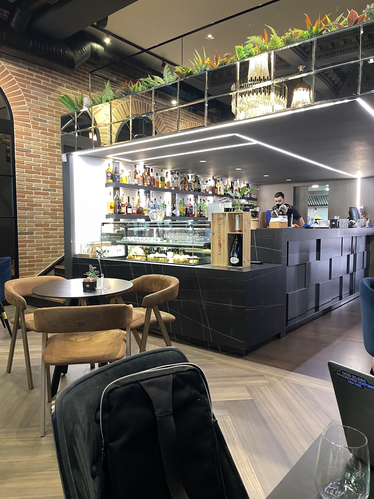 Wake Up Coffee House in Tirana